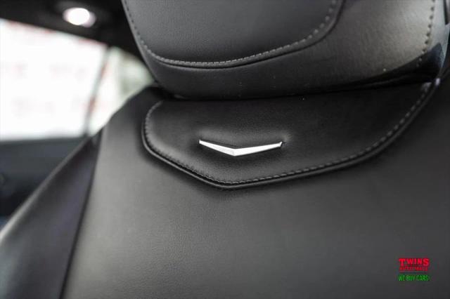 2022 Cadillac XT4 FWD Premium Luxury
