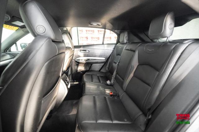 2022 Cadillac XT4 FWD Premium Luxury