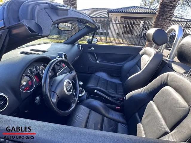 2001 Audi TT Base