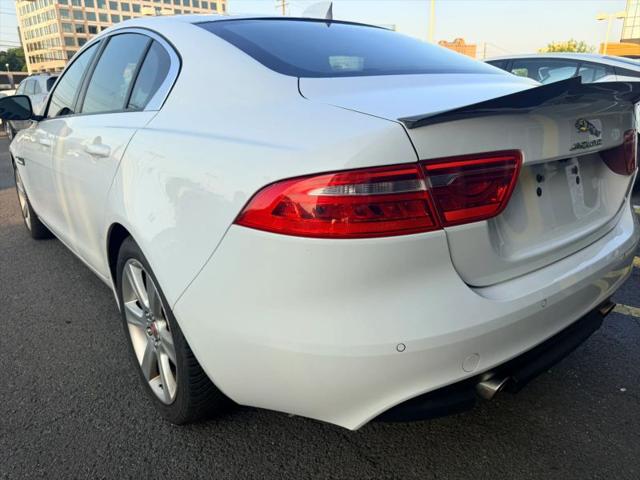 2018 Jaguar XE 25t Premium