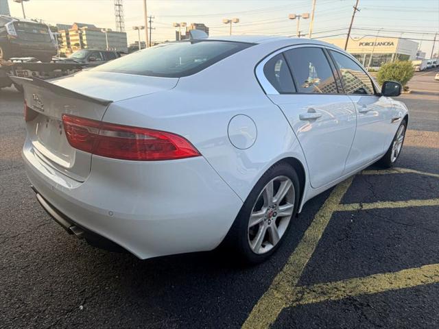 2018 Jaguar XE 25t Premium