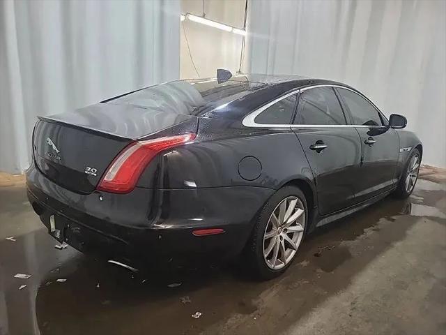 2016 Jaguar XJ R-Sport
