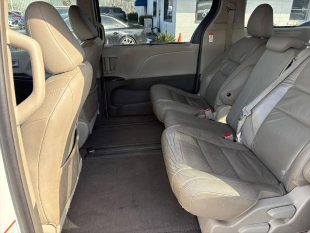 2016 Toyota Sienna XLE Premium 8 Passenger