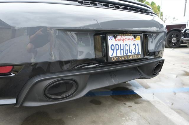 2025 Porsche 911 Carrera