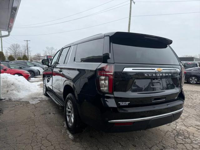 2021 Chevrolet Suburban 4WD LT