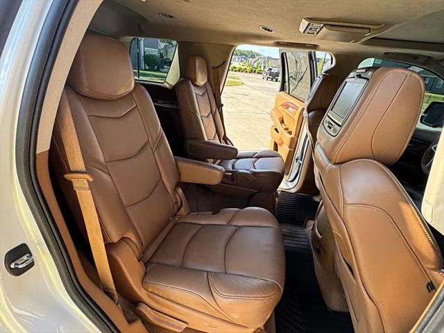 2016 Cadillac Escalade Platinum