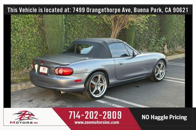 2004 Mazda MX-5 Cloth