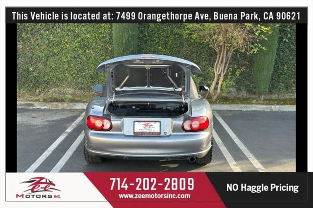 2004 Mazda MX-5 Cloth