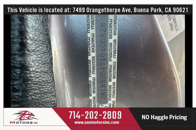2004 Mazda MX-5 Cloth