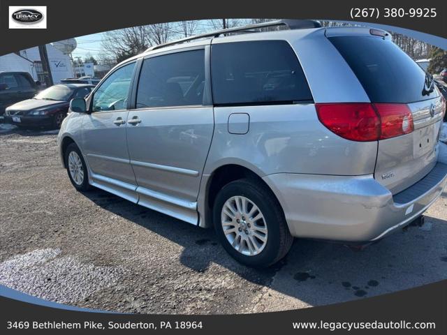 2008 Toyota Sienna XLE