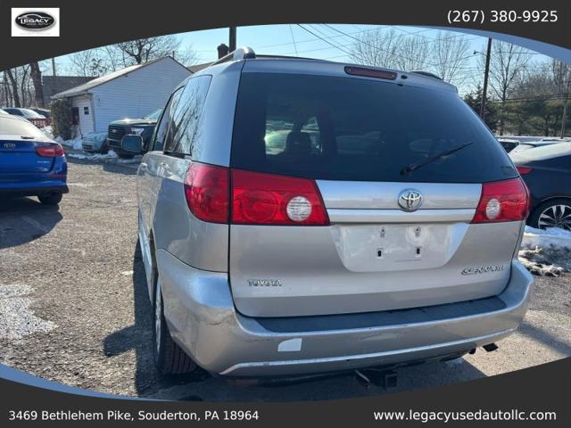 2008 Toyota Sienna XLE