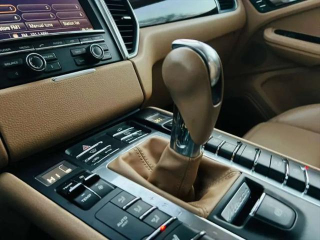 2015 Porsche Macan S