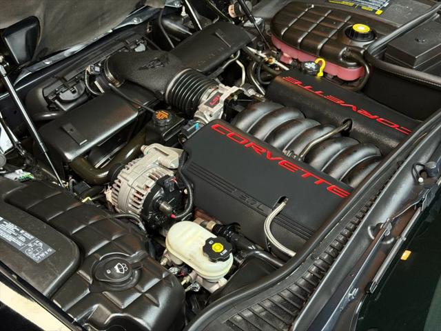 2004 Chevrolet Corvette Base