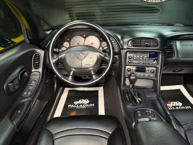 2004 Chevrolet Corvette Base