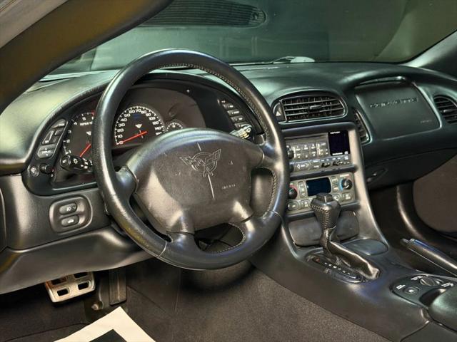 2004 Chevrolet Corvette Base