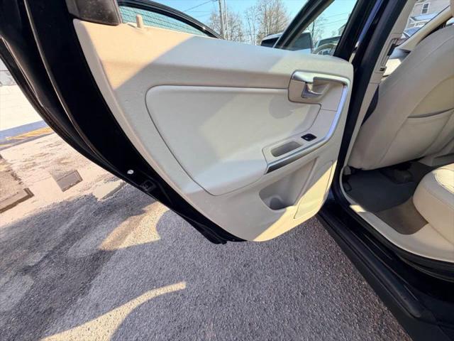 2010 Volvo XC60 3.2