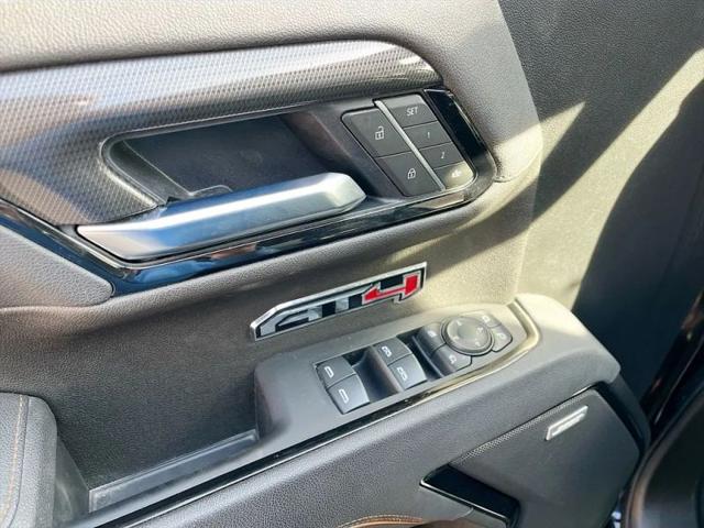 2025 GMC Sierra 1500 4WD Crew Cab Short Box AT4