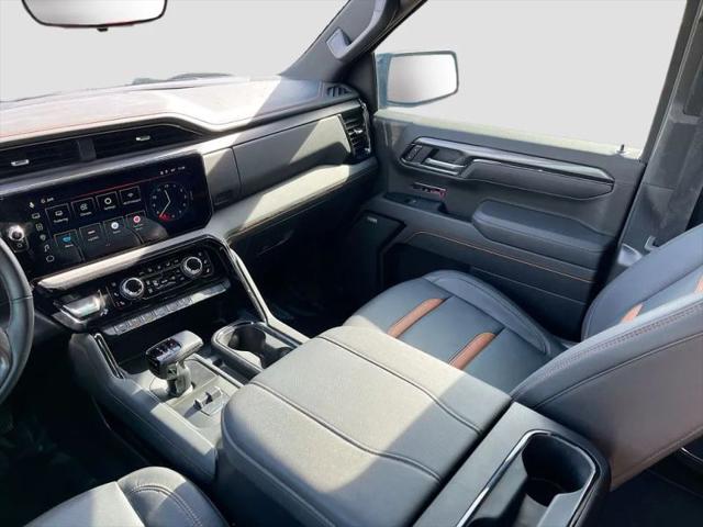 2025 GMC Sierra 1500 4WD Crew Cab Short Box AT4
