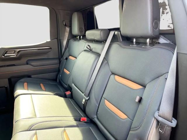 2025 GMC Sierra 1500 4WD Crew Cab Short Box AT4
