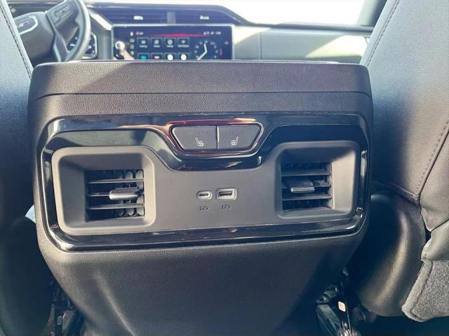 2025 GMC Sierra 1500 4WD Crew Cab Short Box AT4