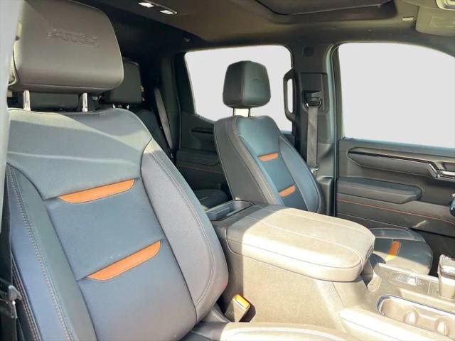 2025 GMC Sierra 1500 4WD Crew Cab Short Box AT4
