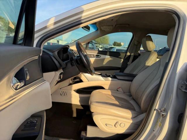 2020 Lincoln Nautilus Standard