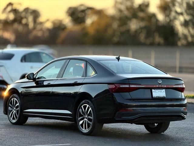 2025 Volkswagen Jetta 1.5T SE