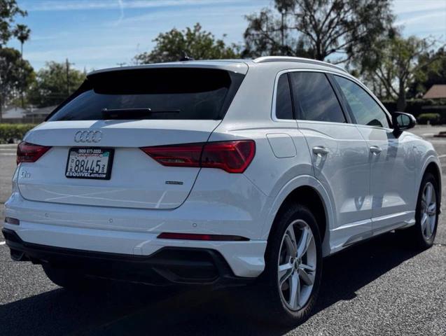 2020 Audi Q3 Premium 45 TFSI S line quattro Tiptronic