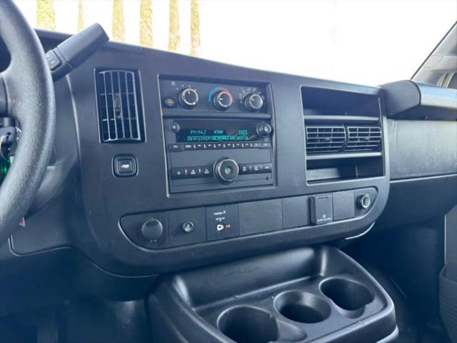 2024 GMC Savana Cargo RWD 2500 Regular Wheelbase Work Van