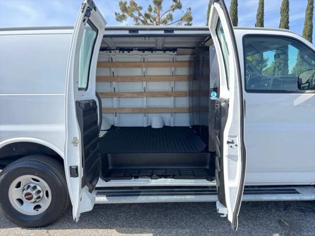 2024 GMC Savana Cargo RWD 2500 Regular Wheelbase Work Van