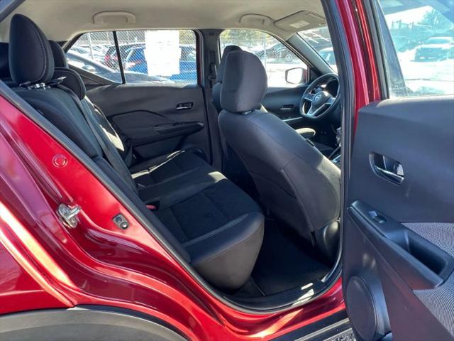 2020 Nissan Kicks SV Xtronic CVT