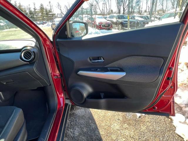 2020 Nissan Kicks SV Xtronic CVT