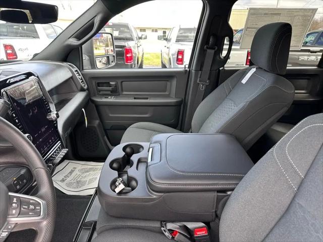 2026 Ram 2500 Black Express Crew Cab 4x4 6'4" Box
