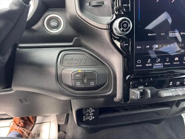 2026 Ram 2500 Black Express Crew Cab 4x4 6'4" Box