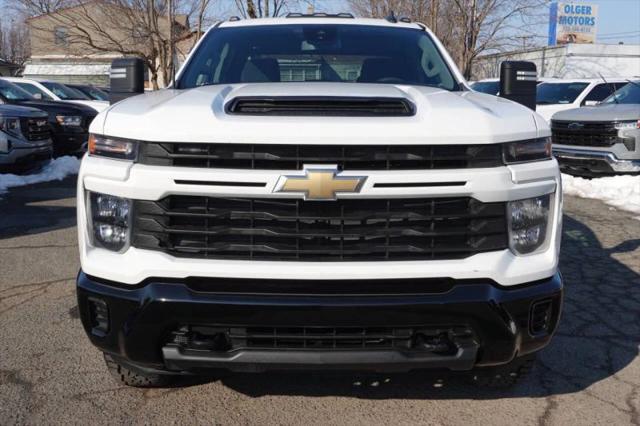 2024 Chevrolet Silverado 2500HD Custom