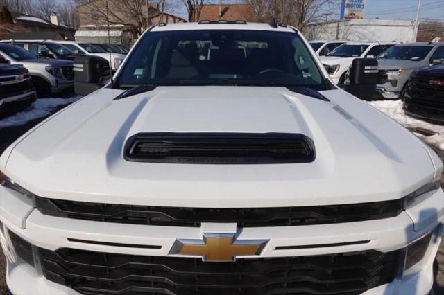 2024 Chevrolet Silverado 2500HD Custom