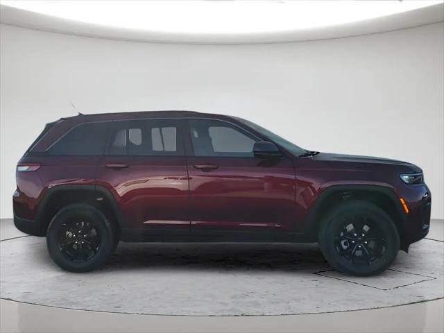 2026 Jeep Grand Cherokee Altitude 4x4