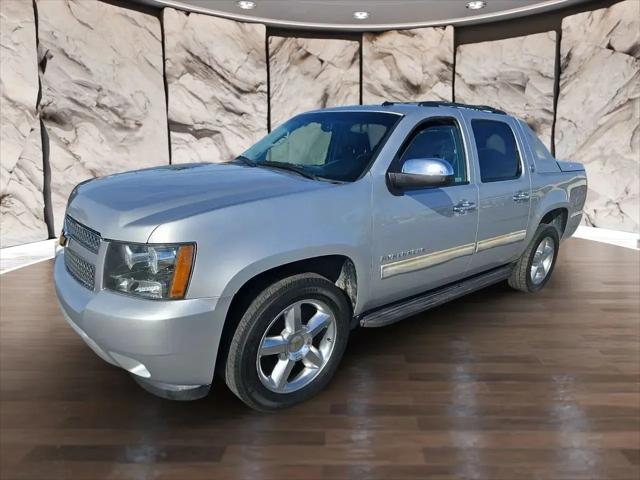 2013 Chevrolet Avalanche LT for sale in Colton, CA
