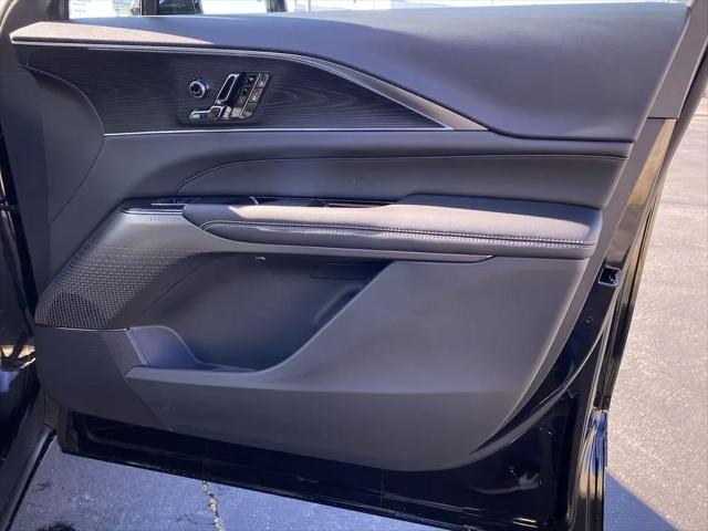 2026 Cadillac iQ Luxury AWD