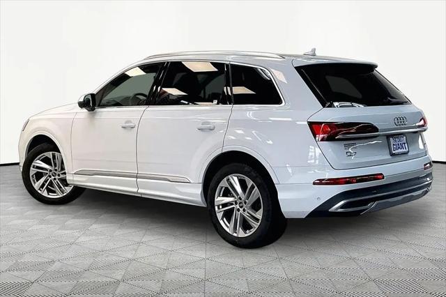 2023 Audi Q7 Premium 55 TFSI quattro Tiptronic