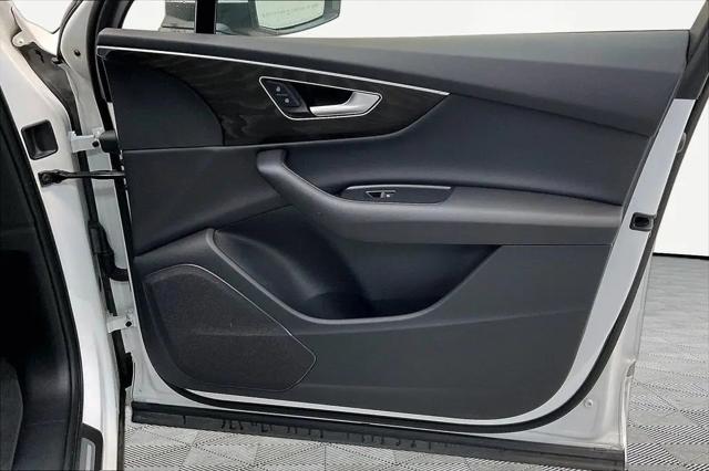 2023 Audi Q7 Premium 55 TFSI quattro Tiptronic