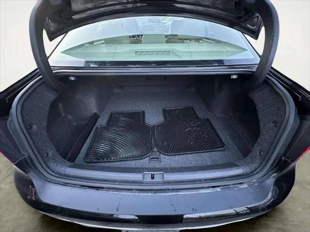 2013 Volkswagen Passat 2.5L SEL Premium