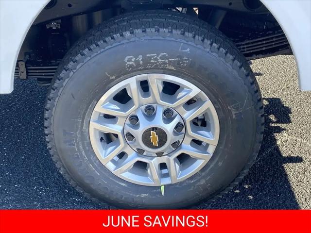 2026 Chevrolet Silverado 2500HD Crew Cab, Long Bed, WT, RWD
