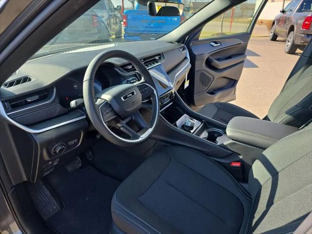 2026 Jeep Grand Cherokee L Altitude 4x4