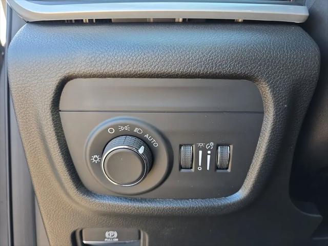 2026 Jeep Grand Cherokee L Altitude 4x4