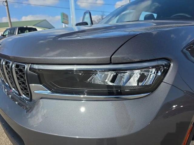 2026 Jeep Grand Cherokee L Altitude 4x4