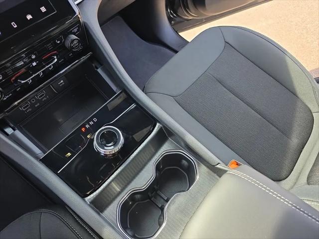 2026 Jeep Grand Cherokee L Altitude 4x4