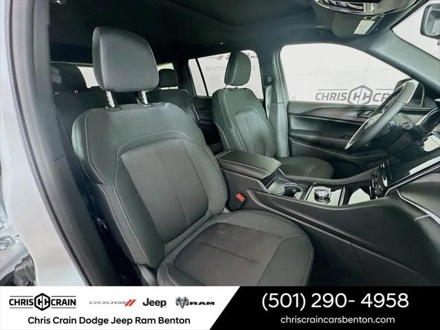 2026 Jeep Grand Cherokee L Altitude 4x4