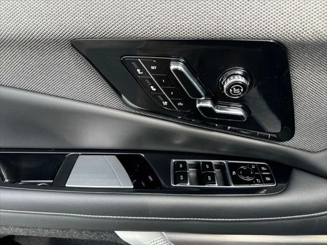 2025 Cadillac iQ Sport 2 AWD
