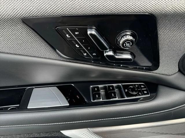 2025 Cadillac iQ Sport 2 AWD